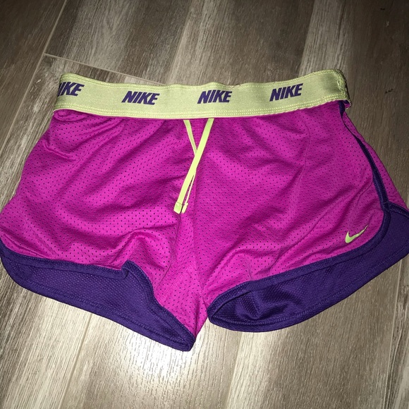 Nike athletic shorts - Picture 2 of 2
